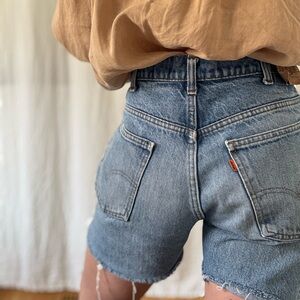 1979 vintage Levi’s 517 blue cut off shorts mid thigh
